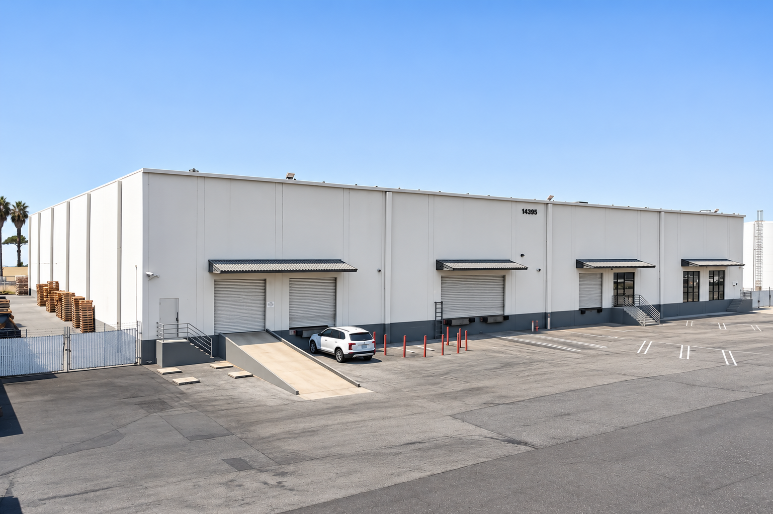 Nova Farms La Mirada distribution center